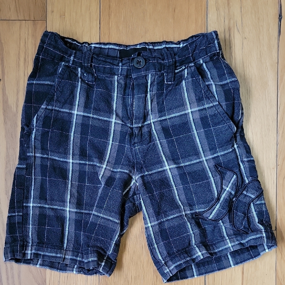 Hurley Black and White Cargo Shorts with Relaxed Fit